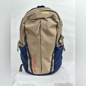 #2667 PATAGONIA 28 L Refugio Backpack - Blue In Big Sur Blue